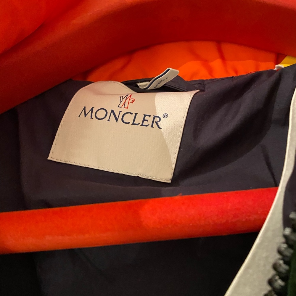 Moncler puffer down JW Anderson Worn Once Size 2 With Hood